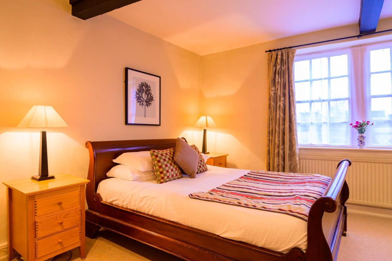 The Swan - 3*